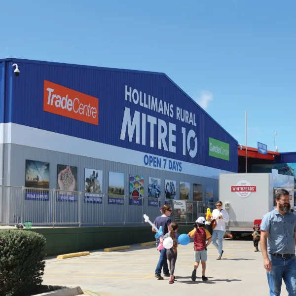 Hollimans Rural Mitre 10